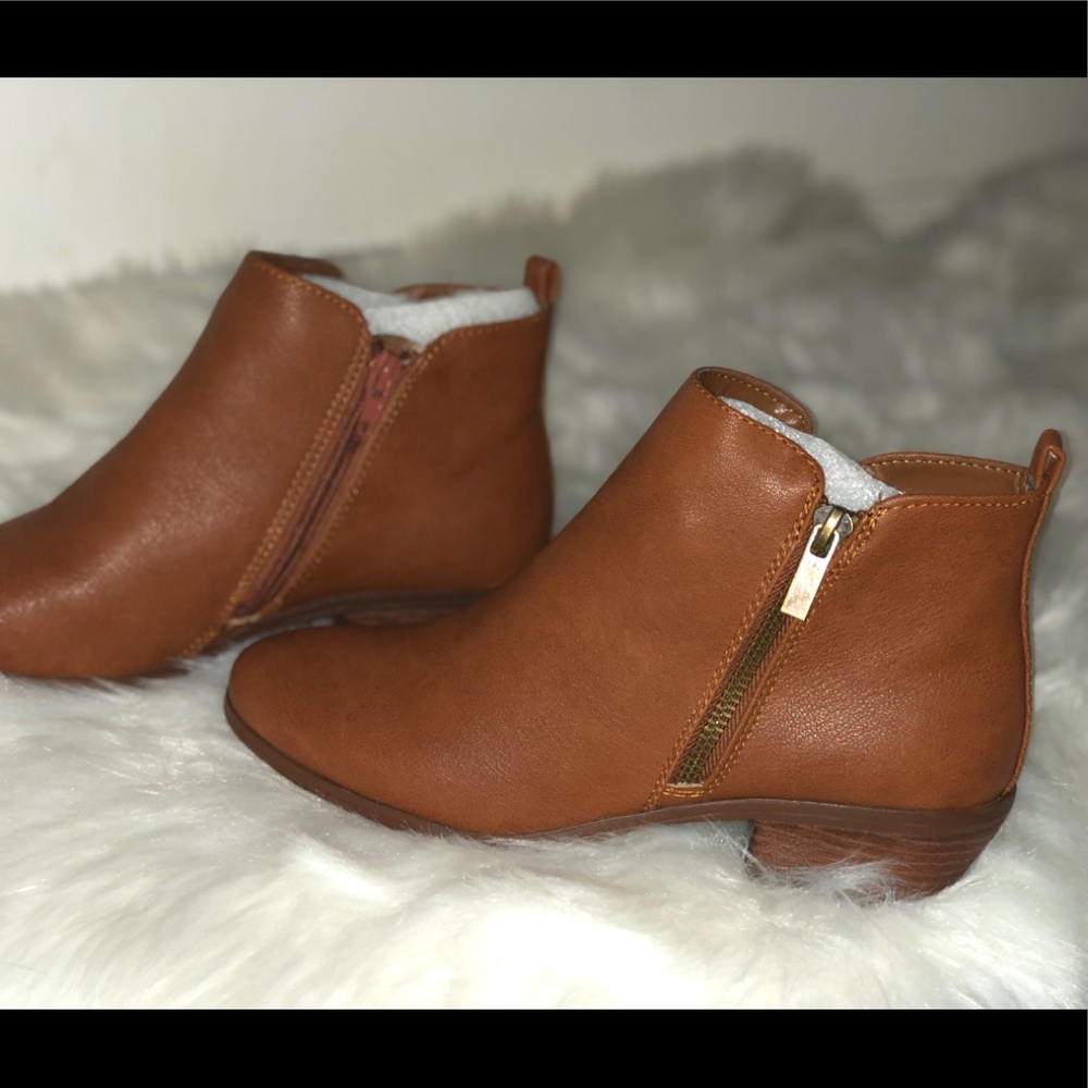 New brown block heel booties